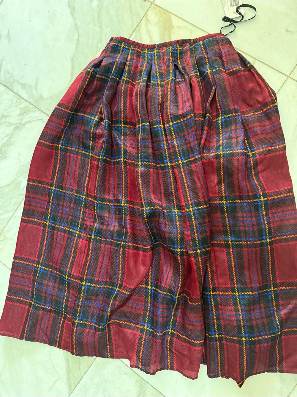 Jones New York $159 Plaid dark red SKIRT plaid 62% silk size 10 NWT
